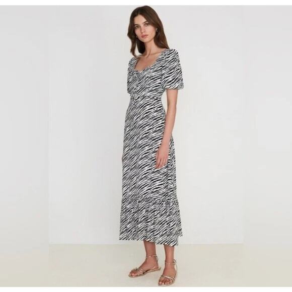 Faithfull The Brand Zebra Print V-neck Dress ( 8 ) - Picture 1 of 11